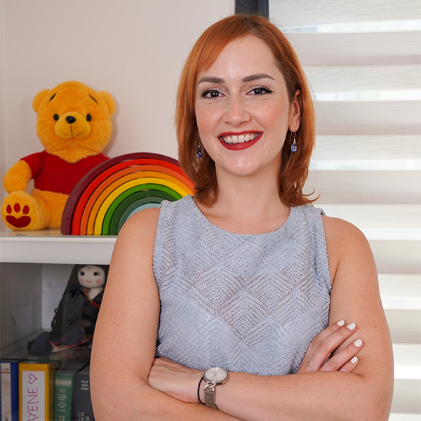 hakkımda elif velibeyoğlu sevengil